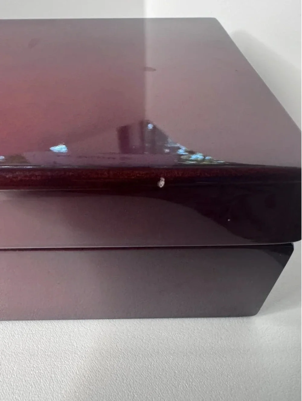 Jewelry box